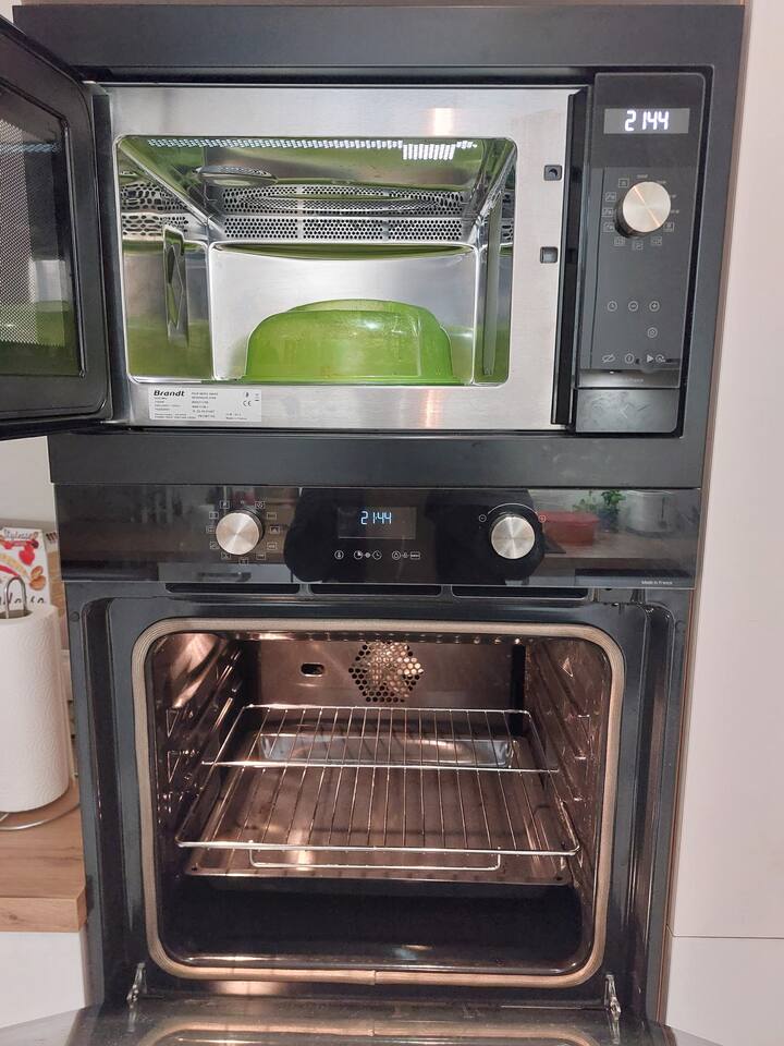 135fa1b1-3bfc-4ef2-8815-f25f4877b554